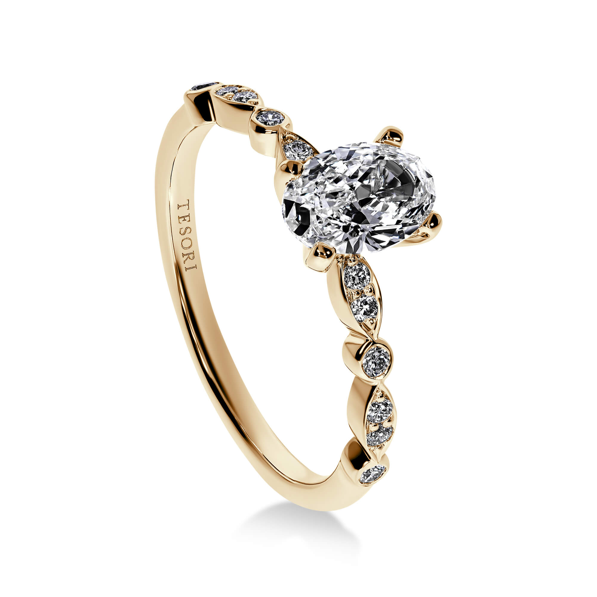 Petite Oval Forlovelsesring